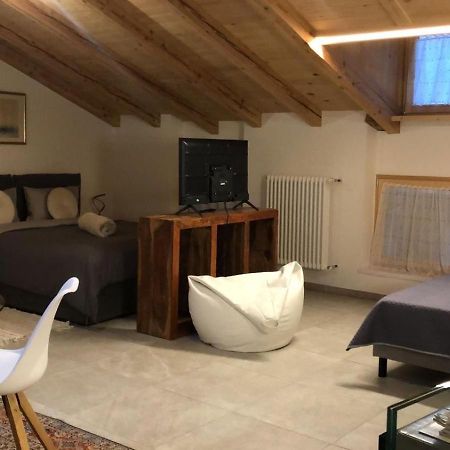 Bed and Breakfast Al Vicolo Тренто Экстерьер фото