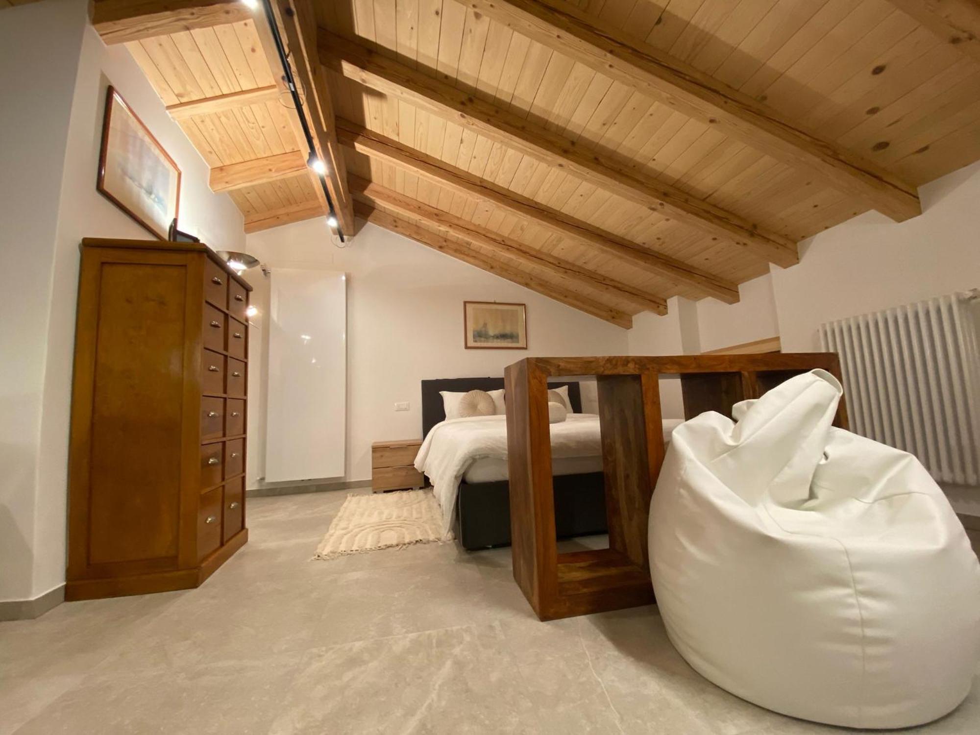Bed and Breakfast Al Vicolo Тренто Экстерьер фото